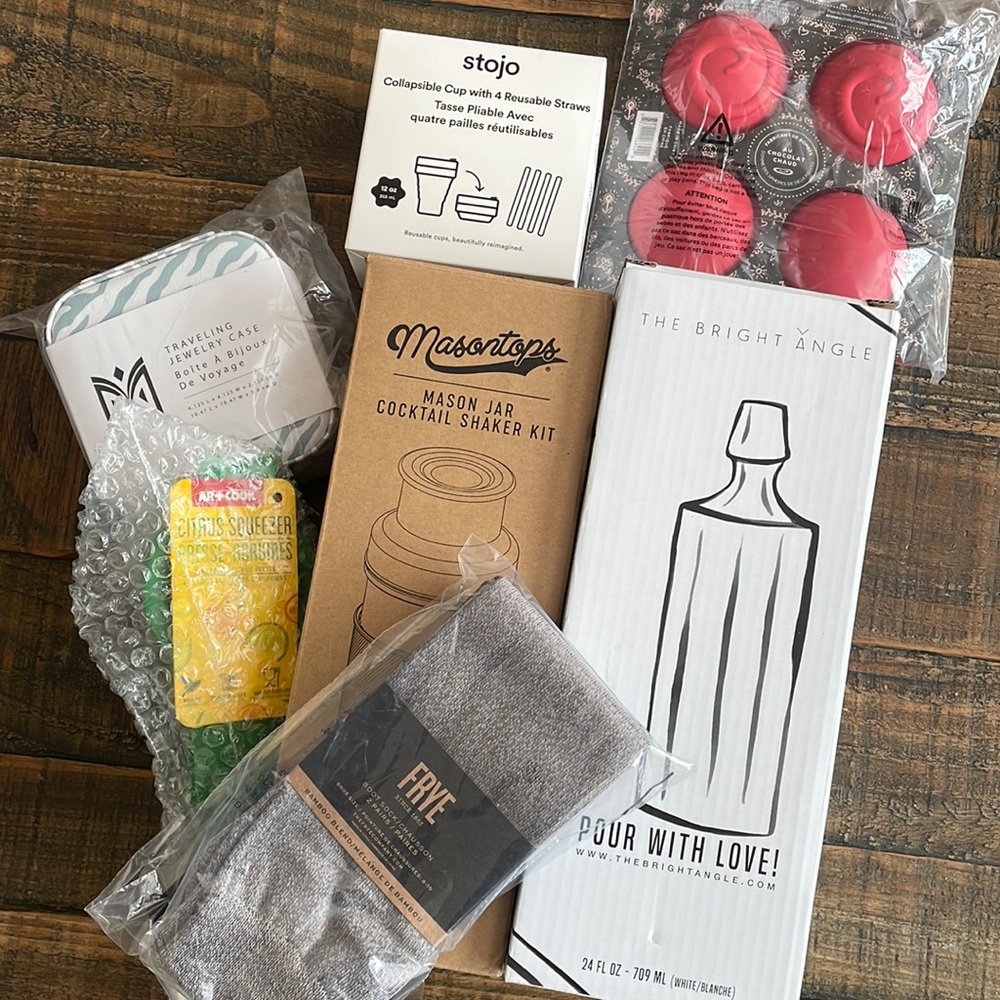 FabFitFun mixed items summer and winter edit 21